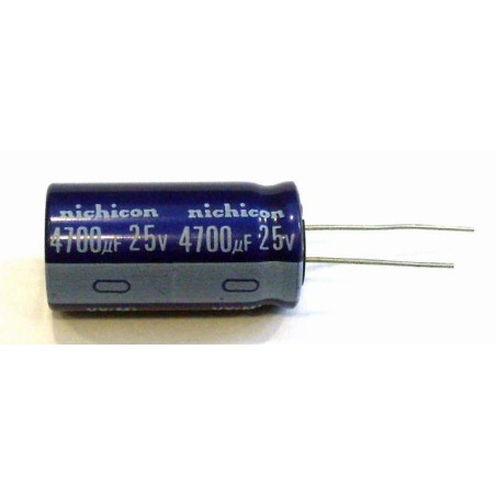 C 4700/25V kondenzátor
