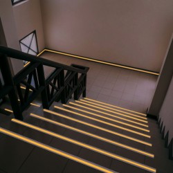 Protišmyková lepiaca páska – s fosforeskujúcim značkovacím pruhom – 5 m x 50 mm – 5 druhov
