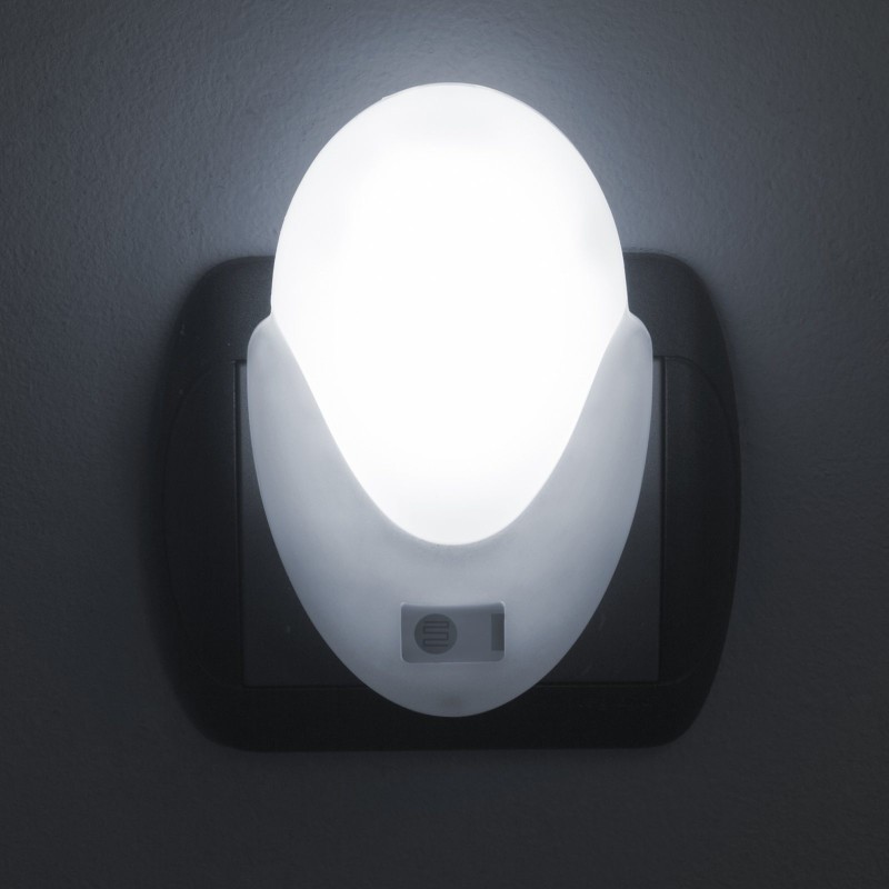 Phenom LED nočná lampa so svetelným senzorom