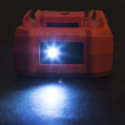 Digitálny multimeter s testerom batérií + funkciou pracovného svetla