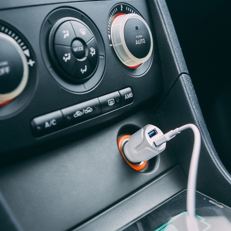 Adaptér do autozapalovača - 2 x USB - 2,4 A - biely