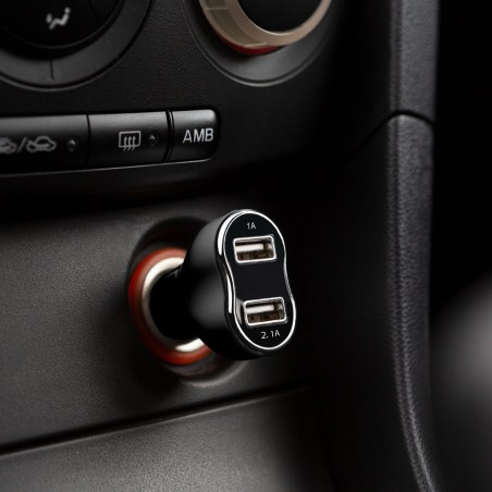 Adaptér do autozapalovača s dvojitým USB portom - čierny