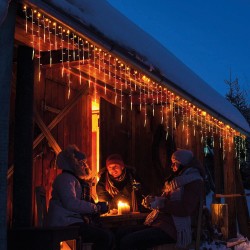 LED svetelný záves - s cencúľom - 3,5 x 0,7 m - 180 teplá biela LED - IP44