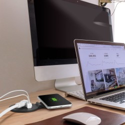 Skrytá, zabudovateľná zástrčka + USB + Type-C + Bezdrôtová nabíjačka