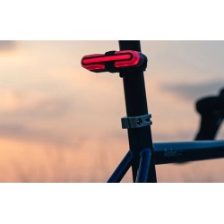 Svietidlo na bicykel zadný ROCKBROS REX01 brzdový, svetelný, vibračný senzor