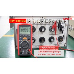 Tester izolačného odporu UNI-T UT505B