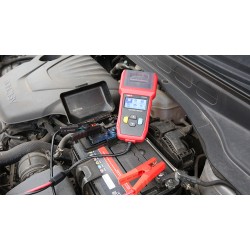 Tester autobatérie UNI-T UT675A