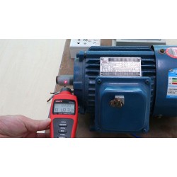Otáčkomer UNI-T UT372