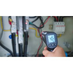 Teplomer bezkontaktný UNI-T UT306C