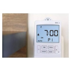 Termostat EMOS P5660FR zásuvkový s funkciou digitálneho časovača 2v1