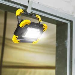 Nabíjateľný LED reflektor PHENOM 18646C 16 W