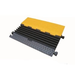 SP105 Master Audio 5-kanálová prejazdová lišta