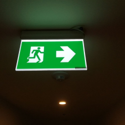 LED núdzové svietidlo s nápisom V-TAC VT-519-C