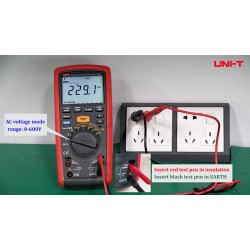 Tester izolačného odporu UNI-T UT505A