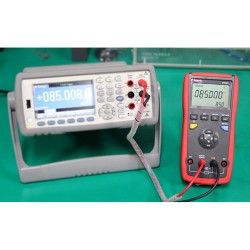 Simulátor termočlánkov pre kalibráciu teploty UNI-T UT701