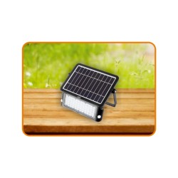 LED reflektor so solárnym panelom a PIR pohybovým senzorom