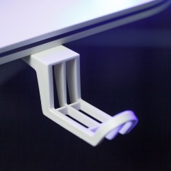 Herný stôl - 120 x 60 x 75 cm - RGB LED, USB, držiak na pohár, držiak na slúchadlá, 15 mm MDF-biely