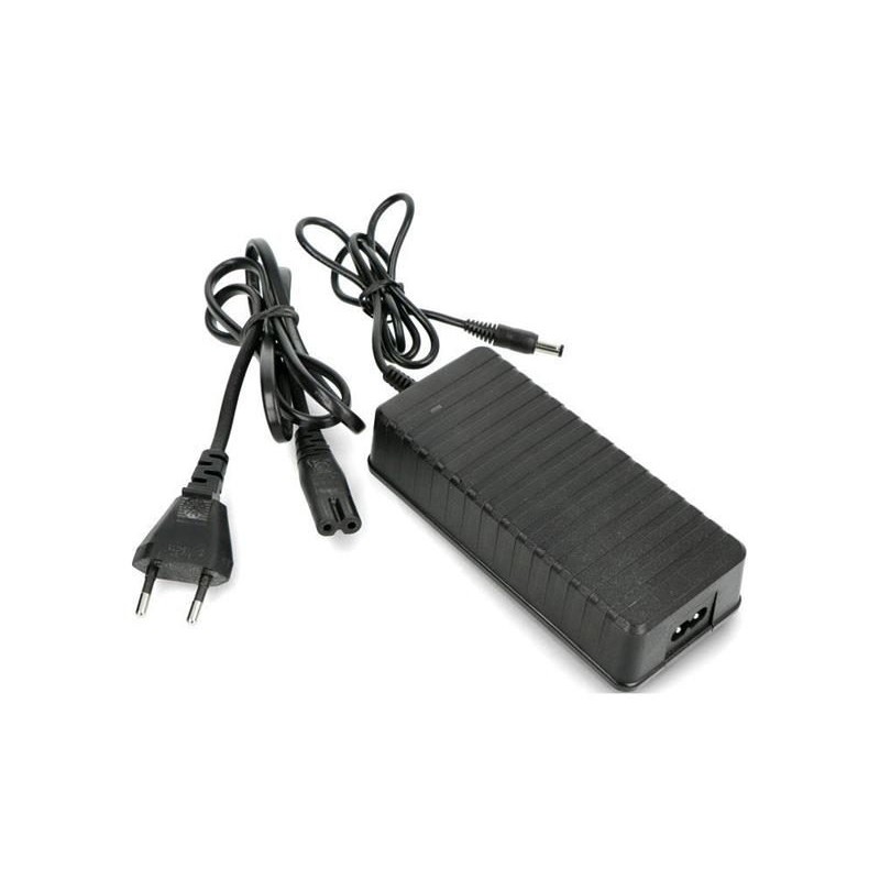 Adaptér napájací 12V 5000mA ACbel ADC018 (5,5x2,1mm)